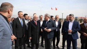 Başkan Palancıoğlu, Serbest Bölge'de fabrikaları ziyaret etti