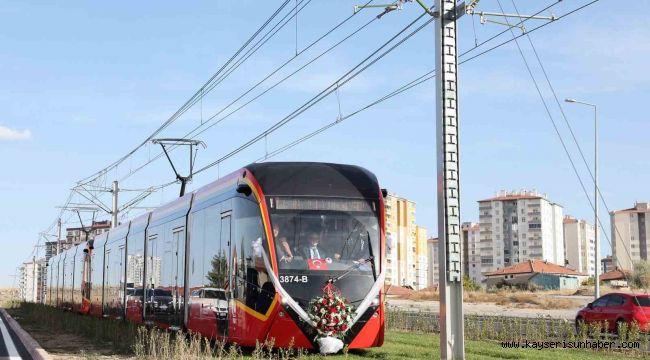 Büyükşehir'den kesintisiz konforlu raylı sistem ulaşım hizmeti