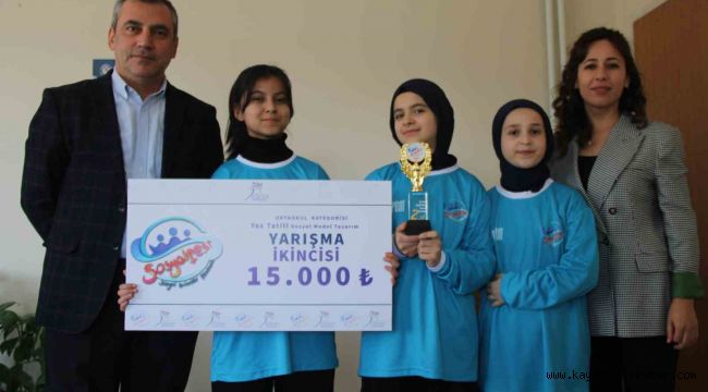 Hunat Hatun İmam Hatip Ortaokulu öğrencilerinden Kayseri'yi gururlandıran başarı
