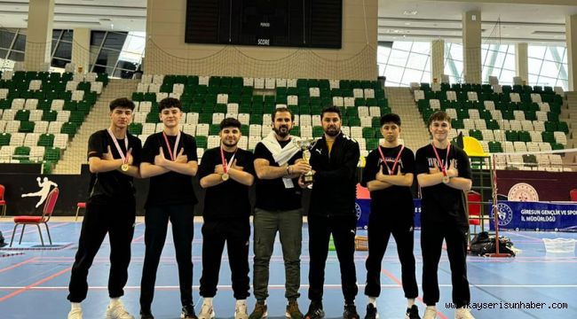 Kayseri Spor Lisesi Badminton Türkiye Şampiyonu oldu