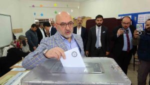 Milletvekili Cıngı oyunu kullandı