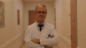 Prof. Dr. Bünyamin Kaplan: "Kolon kanserinden korunmada beslenme çok önemli"