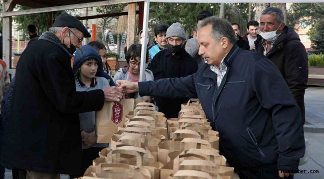 Talas'ta 'Biz Pişirelim Siz Ulaştırın' bu yıl da devam ediyor