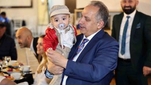 Talasgücü Belediyespor altyapı sporcularıyla buluşan Başkan Yalçın;