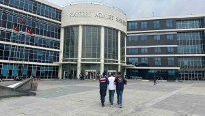 14 ayrı yakalanması olan suç makinesi jandarmadan kaçamadı