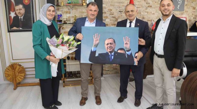 AK Parti İlçe Teşkilatından Başkan Öztürk'e ziyaret