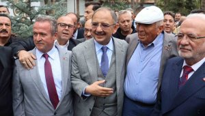 Bakan Özhaseki: "Bin yıllık Anadolu medeniyetimizde karşımıza çıkan en büyük felaket buydu"