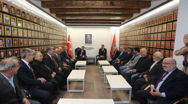 Başkan Büyükkılıç; bayramlaşma programlarına katıldı