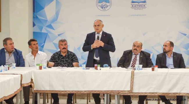 Başkan Öztürk, mahalle muhtarlarıyla istişare toplantısı gerçekleştirdi