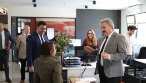 Başkan Palancıoğlu, personeli ile bayramlaştı