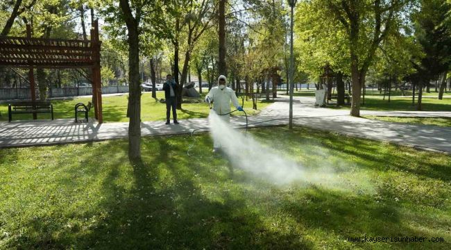 Havaların ısınmasıyla Melikgazi Belediyesi ilaçlama çalışmalarına başladı