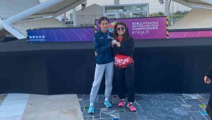 Hayrunnisa Ceyhan gümüş madalya kazandı