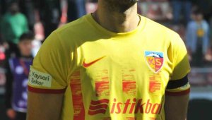 Kayserispor'da ameliyat olan Ali Karimi sezonu kapattı