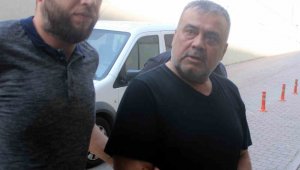 Komşularıyla kavga eden ünlü sanatçı ve oğluna ceza yağdı