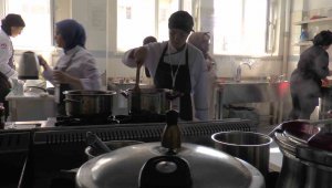 MasterChef'i aratmayan yarışma: Liseli şefler hünerlerini sergiledi