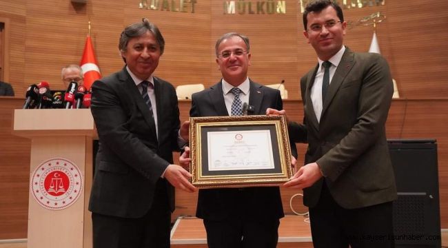 Mazbatasını alan Özdoğan; "Ayırmadan, ayrıştırmadan birlik içerisinde görevimize devam edeceğiz"