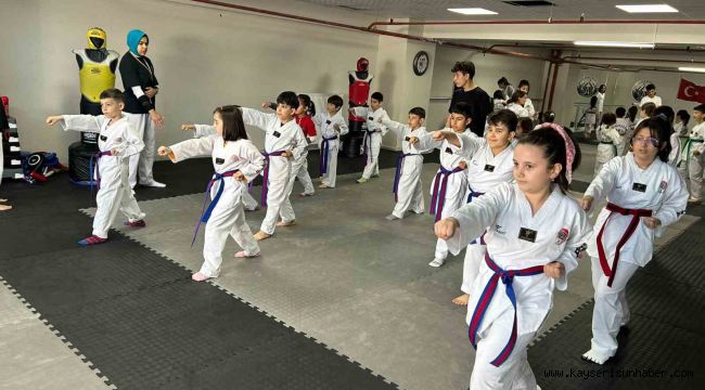 Miniklerin kuşak imtihanı