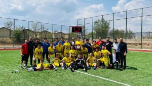 Talasgücü Belediyespor 2. kademeye yükseldi