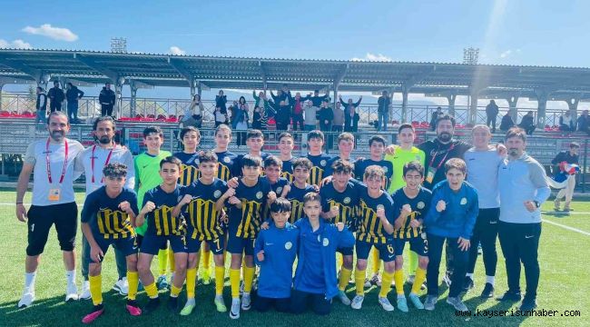 Talasgücü Belediyespor, U-14 finaline yükseldi