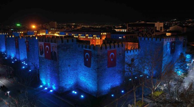 Tarihi Kayseri Kalesi'nde Dünya Otizm Farkındalık Günü'ne özel aydınlatma