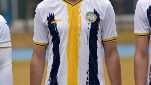 Taylan Özgün 9. golünü attı