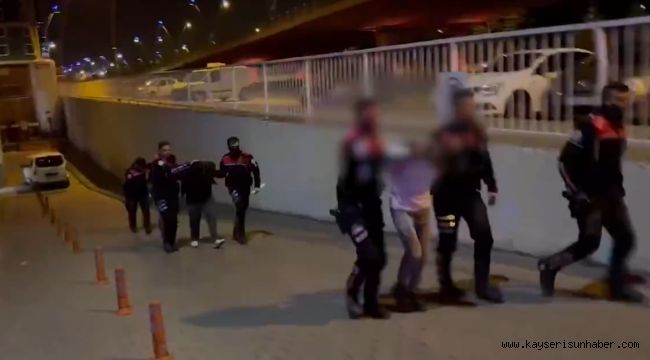 Asker eğlencesinde havaya ateş açan 4 kişi yakalandı