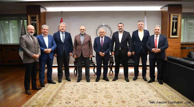 Başkan Büyükkılıç, haftaya istişare ve değerlendirme toplantısı ile başladı