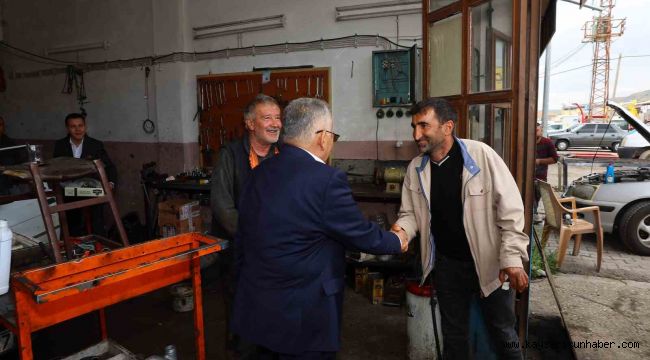 Başkan Büyükkılıç, Pınarbaşı sanayi esnafı ile kucaklaştı