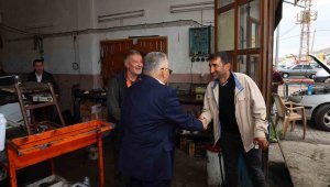 Başkan Büyükkılıç, Pınarbaşı sanayi esnafı ile kucaklaştı
