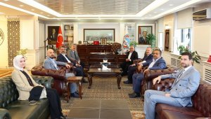 Başkan Büyükkılıç ve Üzüm'den Palancıoğlu'na ziyaret