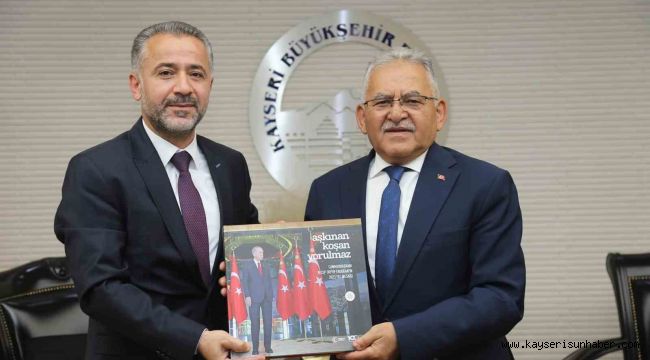 Başkan Büyükkılıç'a ziyaretçi yoğunluğu sürüyor