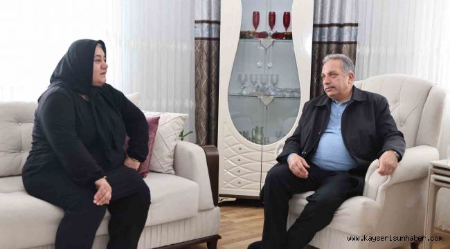 Başkan Yalçın'dan Anneler Gününde anlamlı ziyaretler