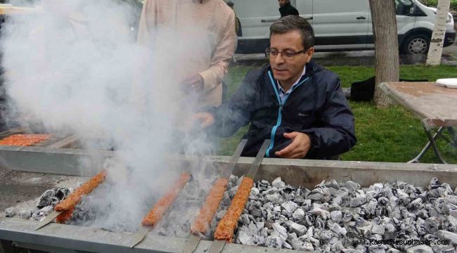 Engelli vatandaşlar mangalda buluştu