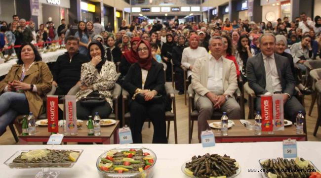 Kayserili anneler en güzel yaprağı sarmak için yarıştı