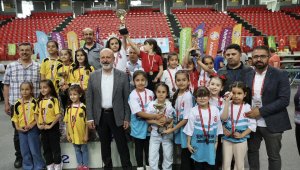 Kocasinan'da İlkokullar Arası Ödüllü Satranç Takım Turnuvası sona erdi