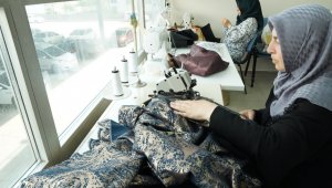 Melikgazi'de eğitimin renkli yüzü: MELMEK kursları