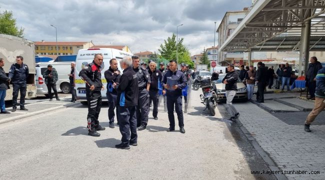 Pazarcılar arasında kız alıp verme meselesinden dolayı kavga: 1'i silahla, 4 yaralı