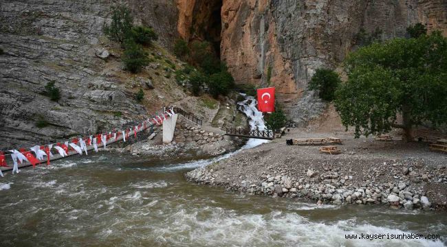 Şelaleler Diyarı'na davet