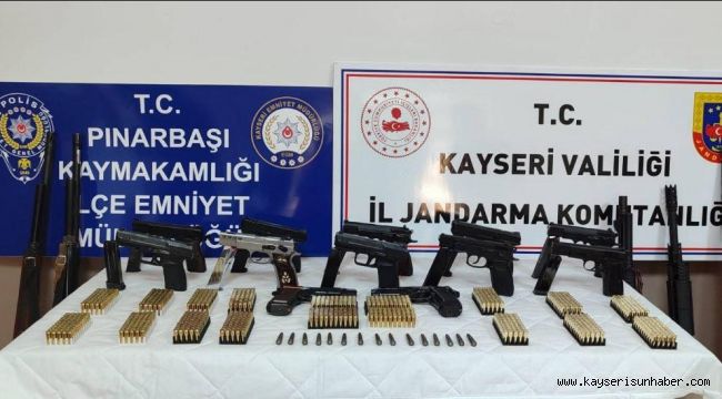 Düğün magandalarının ev ve araçlarından cephane çıktı