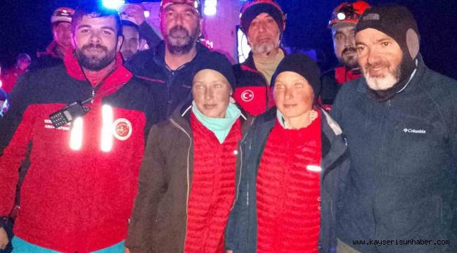 Aladağlar'da kaybolan dağcı kız kardeşler tedavi altına alındı