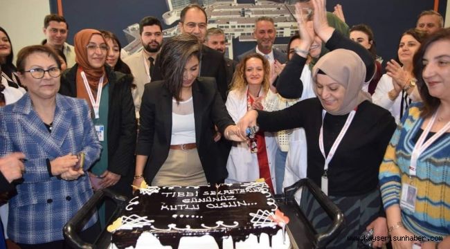 Kayseri Şehir Hastanesi'nde 29 Kasım Tıbbi Sekreterler Günü kutlandı