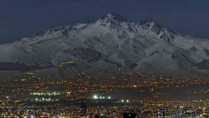Büyükşehir, otellerin personelini Kayseri turizmi ve Erciyes konusunda bilgilendirecek