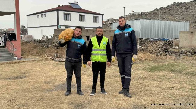 Başkan Özdoğan, üreticinin ve vatandaşın yanında