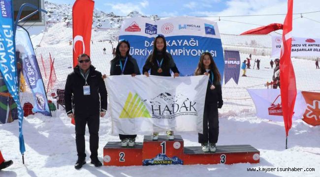 Dağ Kayağı Gençler ve Büyükler Türkiye Şampiyonası Kayseri'de yapıldı