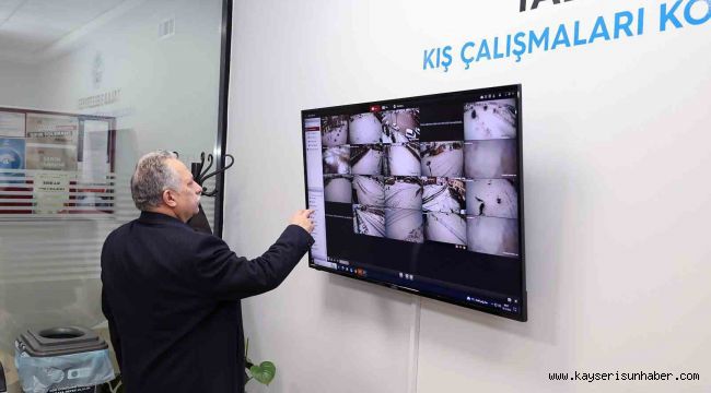 Kar yağdı, Talas'ta kış çalışmaları ekipleri yollara düştü
