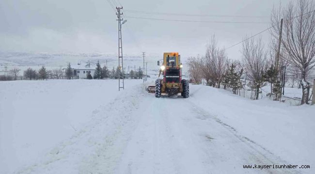 Kayseri Büyükşehir, kırsaldaki 47 mahalle yolunu daha ulaşıma açtı