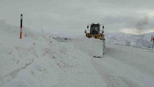 Kayseri'de 107 yol ulaşıma açıldı