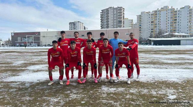 Kayserispor U19 evinde 4-0 kazandı