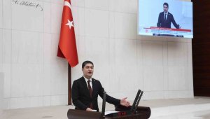 MHP'li Özdemir: "Somali askeri anlamda Türkiye'den edindiği tecrübeyle terörle mücadelede önemli mesafe katetmiştir"