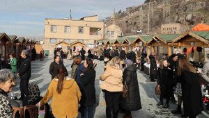 Talas'ta "Maharetli Eller"e kar engeli